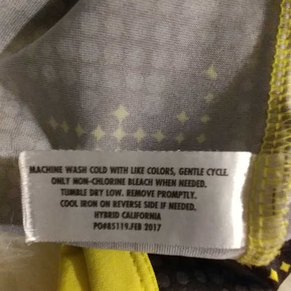 Batman Sleeveless Tank - Picture 3 of 4